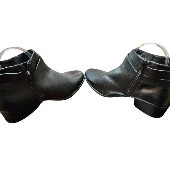 LC Lauren Conrad Black Ankle Boots With Side Zippers & Low Heels size 9.5M - Picture 5 of 8